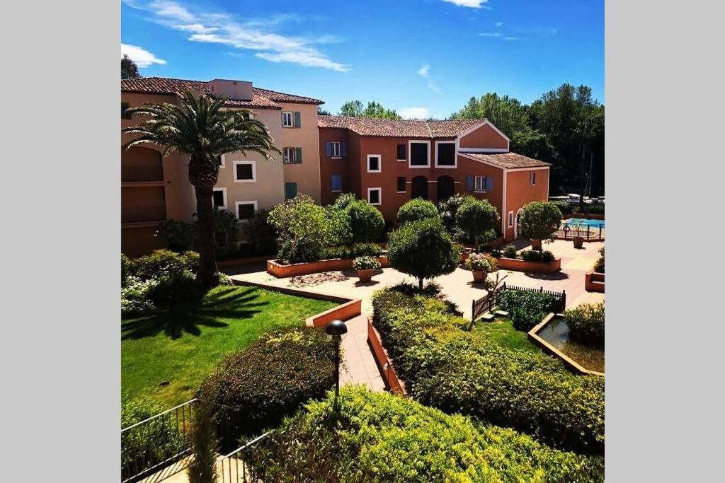 2 Bedrooms, 15 Min Walk To Beach, Ac, Pool & Fiber Internet In A Quiet, Private Gated Domain 5Kms To St Tropez 코골렝 외부 사진